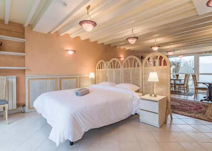 Le Rubis - Confort - Proche Mag Outlet Troyes - Parking Gratuit Apartment *